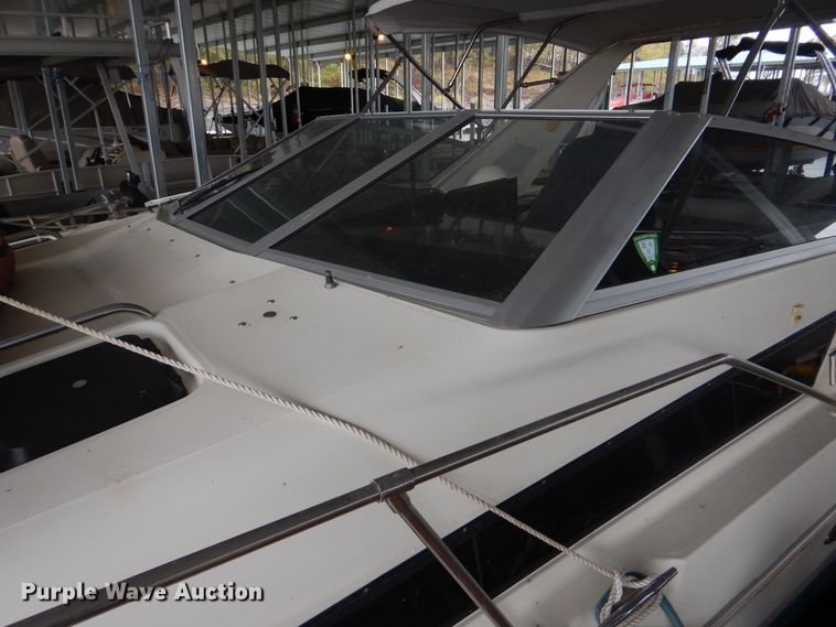 image for item DI0496 1993 Bayliner 3055 Cierra Sunbridge  boat