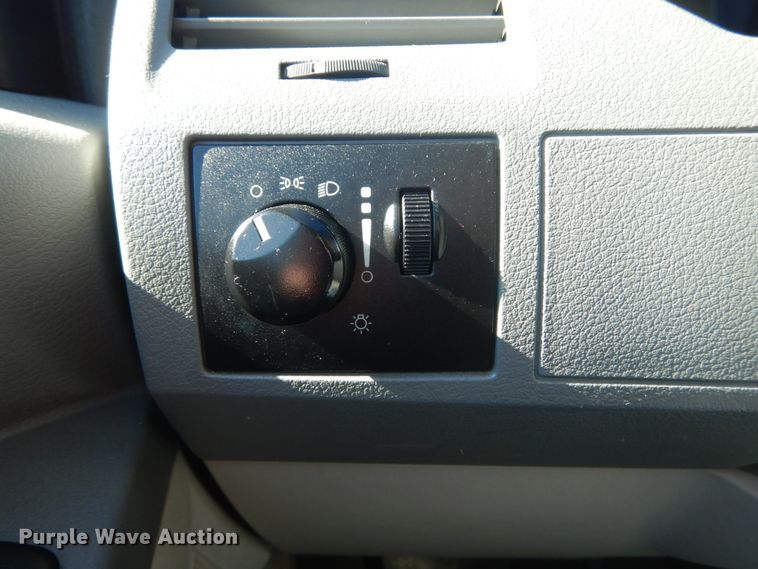 image for item DI0999 2009 Dodge Grand Caravan  Braun Entervan handicap accessible van