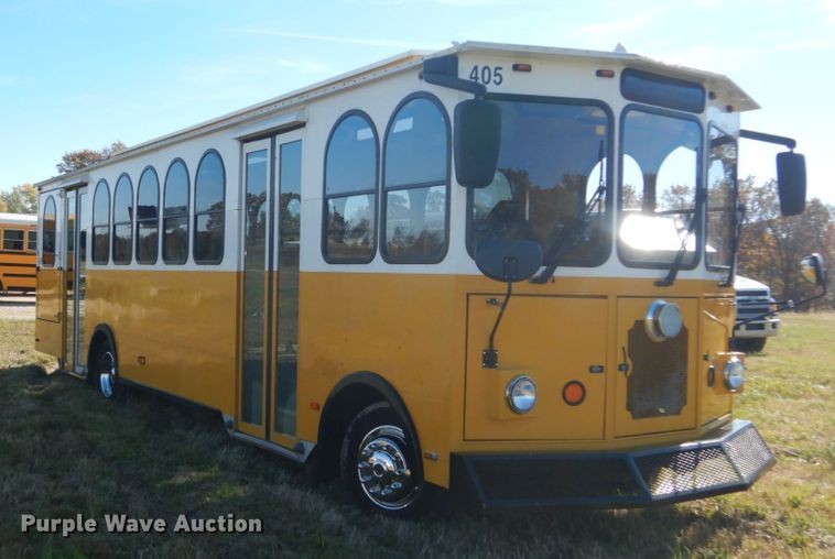 image for item DI1001 2010 Freightliner Villager 208  trolley