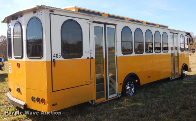 image for item DI1001 2010 Freightliner Villager 208  trolley