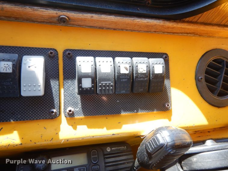 image for item DI1001 2010 Freightliner Villager 208  trolley