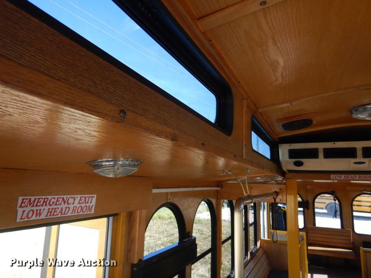 image for item DI1001 2010 Freightliner Villager 208  trolley