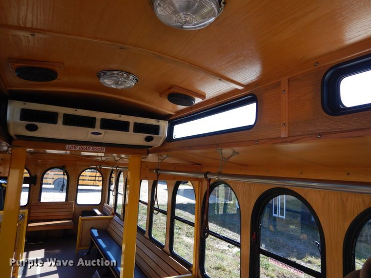 image for item DI1001 2010 Freightliner Villager 208  trolley