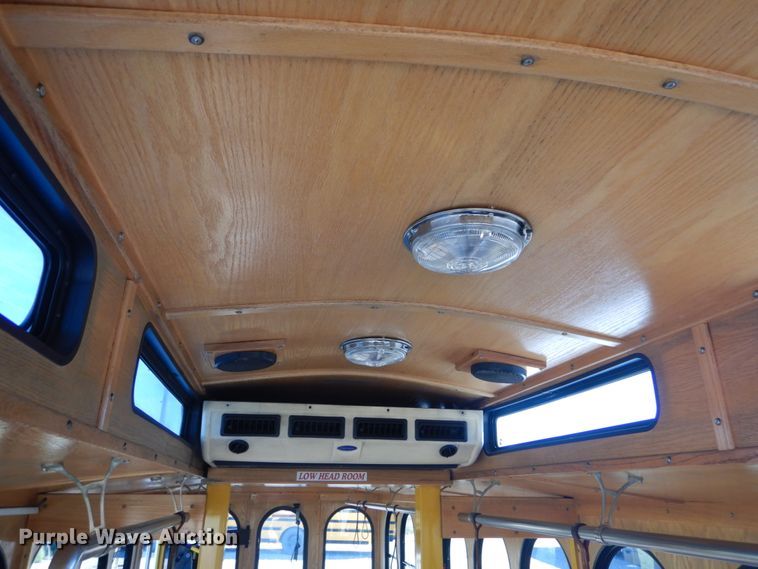 image for item DI1001 2010 Freightliner Villager 208  trolley