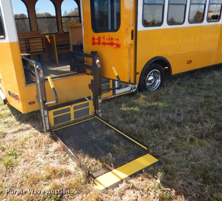 image for item DI1001 2010 Freightliner Villager 208  trolley