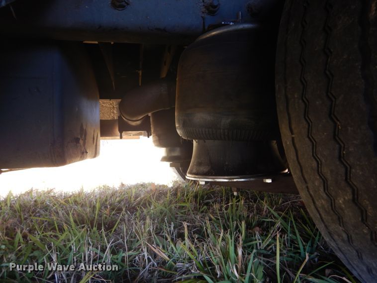 image for item DI1001 2010 Freightliner Villager 208  trolley