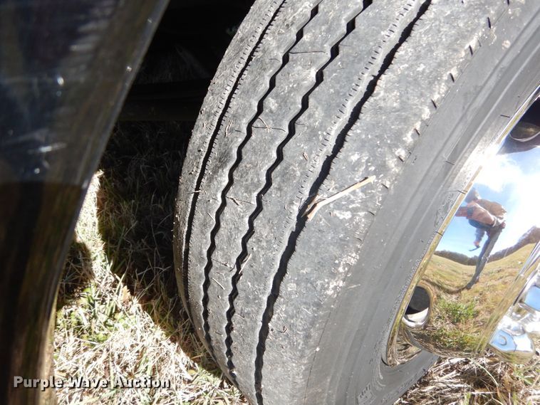 image for item DI1001 2010 Freightliner Villager 208  trolley