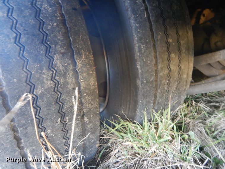 image for item DI1001 2010 Freightliner Villager 208  trolley