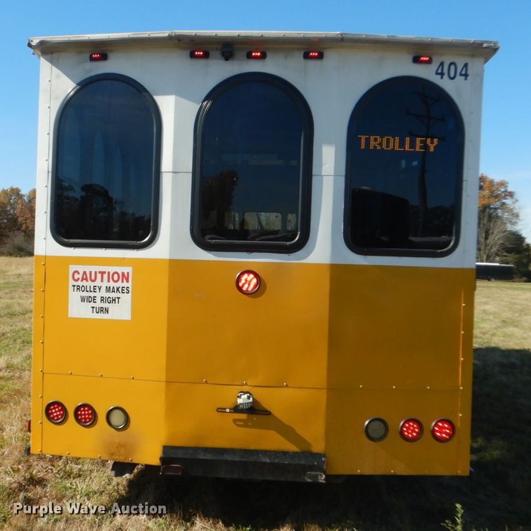 image for item DI1002 2010 Freightliner Villager 208  trolley