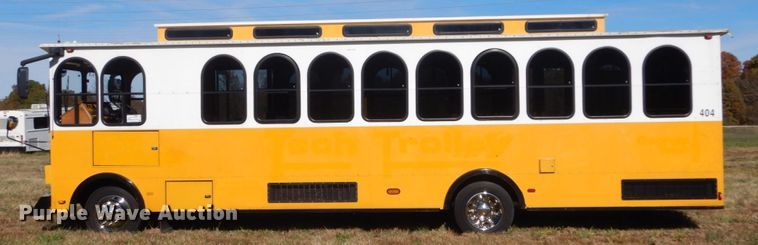 image for item DI1002 2010 Freightliner Villager 208  trolley