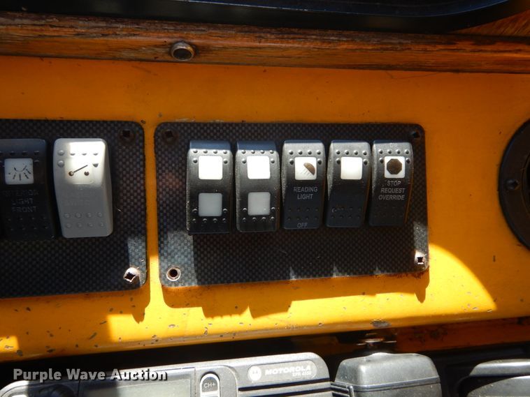 image for item DI1002 2010 Freightliner Villager 208  trolley