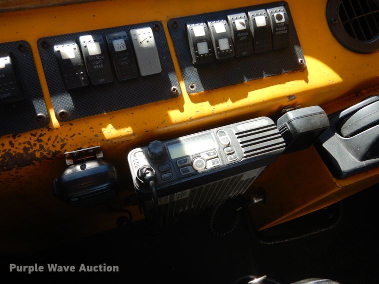 image for item DI1002 2010 Freightliner Villager 208  trolley