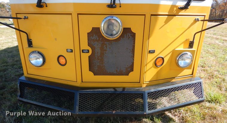 image for item DI1002 2010 Freightliner Villager 208  trolley