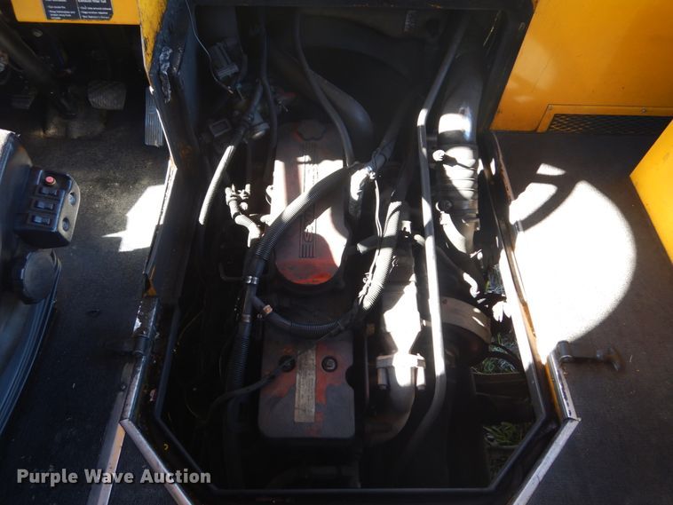 image for item DI1002 2010 Freightliner Villager 208  trolley