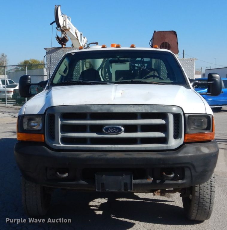 image for item DI1009 2000 Ford F550 Super Duty XL  service truck