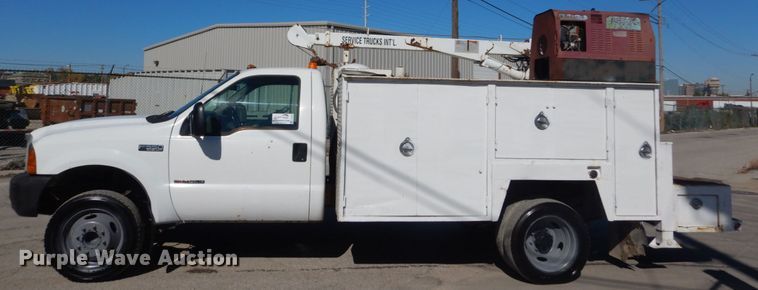 image for item DI1009 2000 Ford F550 Super Duty XL  service truck