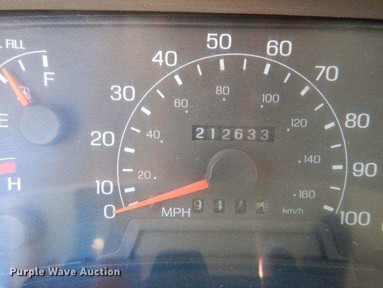 image for item DI1009 2000 Ford F550 Super Duty XL  service truck