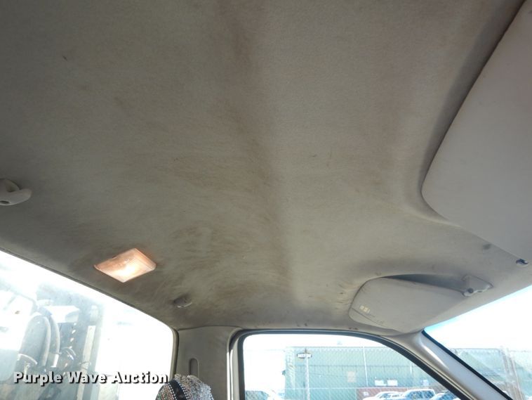 image for item DI1009 2000 Ford F550 Super Duty XL  service truck