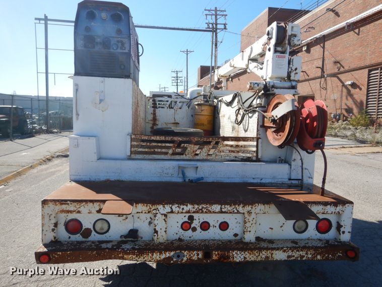 image for item DI1009 2000 Ford F550 Super Duty XL  service truck