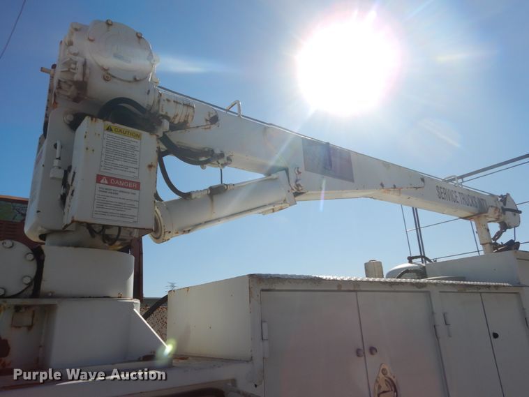 image for item DI1009 2000 Ford F550 Super Duty XL  service truck