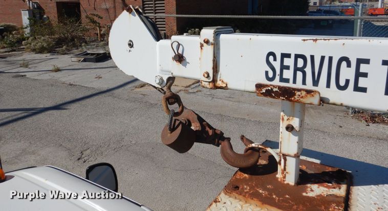 image for item DI1009 2000 Ford F550 Super Duty XL  service truck