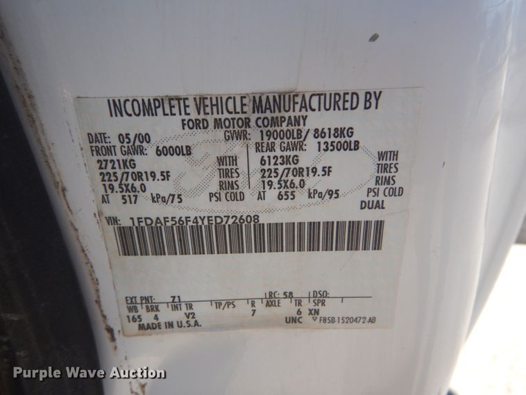 image for item DI1009 2000 Ford F550 Super Duty XL  service truck