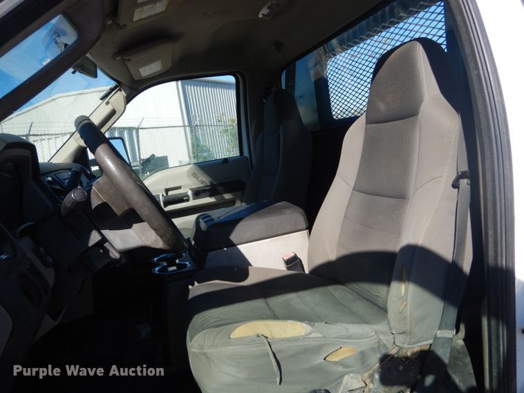 image for item DI1012 2009 Ford F450 Super Duty XLT  flatbed truck