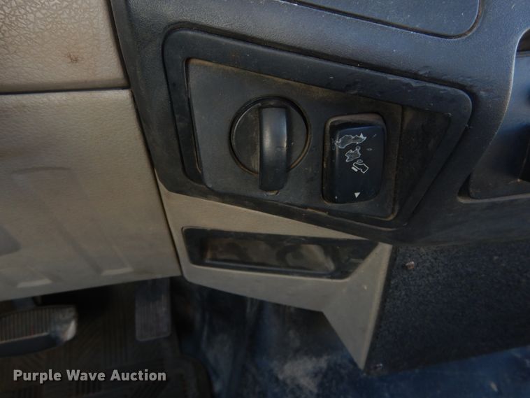 image for item DI1012 2009 Ford F450 Super Duty XLT  flatbed truck