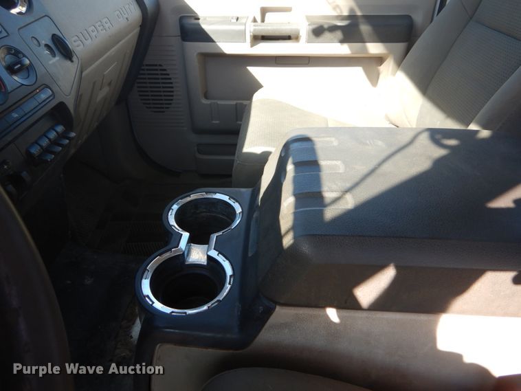 image for item DI1012 2009 Ford F450 Super Duty XLT  flatbed truck