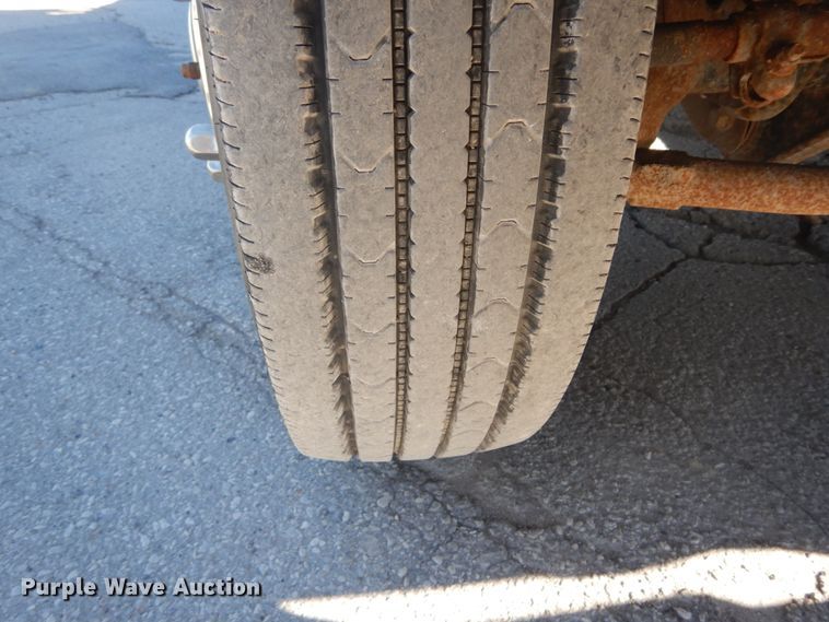 image for item DI1012 2009 Ford F450 Super Duty XLT  flatbed truck