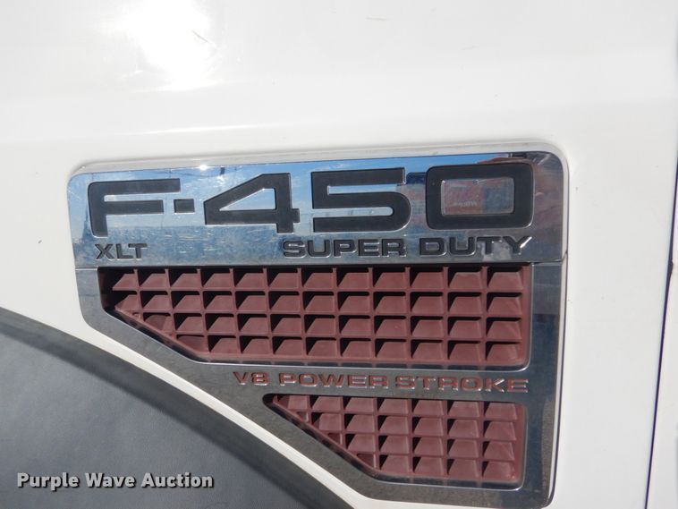 image for item DI1012 2009 Ford F450 Super Duty XLT  flatbed truck