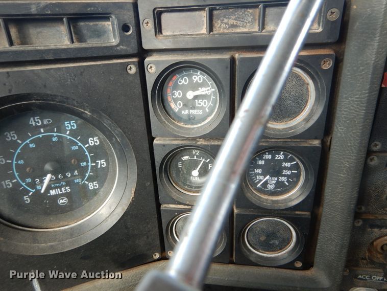 image for item DI1018 1987 GMC General  flatbed truck