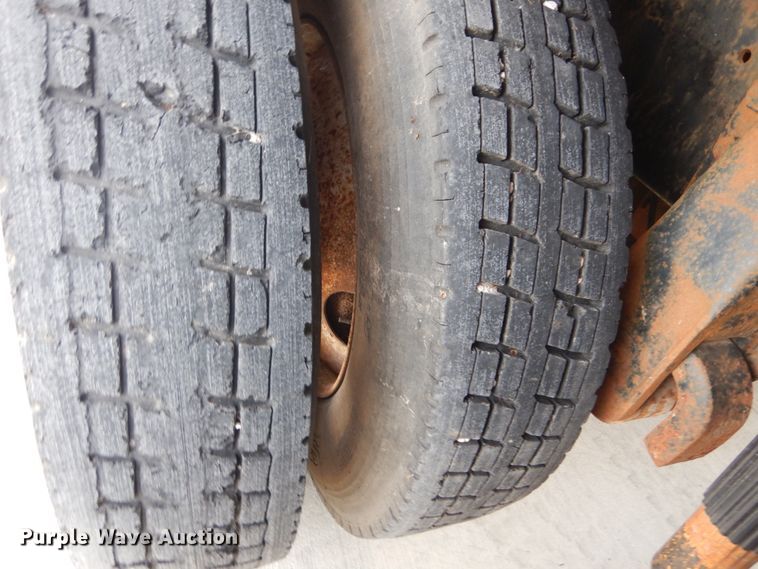 image for item DI1018 1987 GMC General  flatbed truck