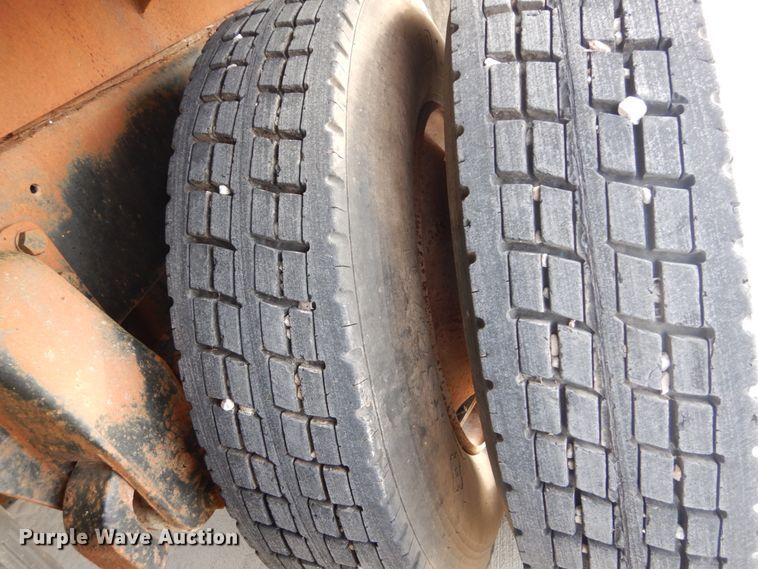 image for item DI1018 1987 GMC General  flatbed truck