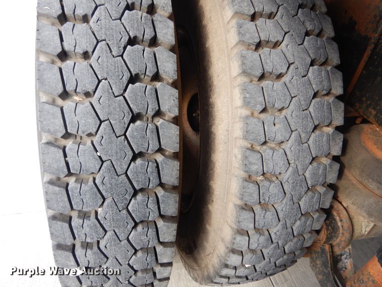 image for item DI1018 1987 GMC General  flatbed truck