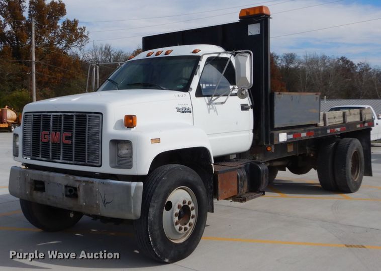 image for item DI1019 1993 GMC TopKick C6500  flatbed truck