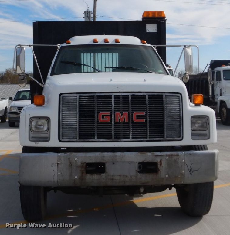 image for item DI1019 1993 GMC TopKick C6500  flatbed truck