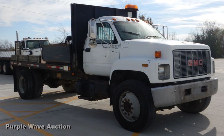 image for item DI1019 1993 GMC TopKick C6500  flatbed truck