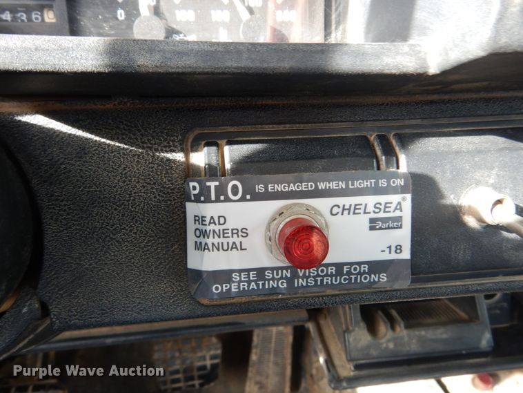 image for item DI1019 1993 GMC TopKick C6500  flatbed truck