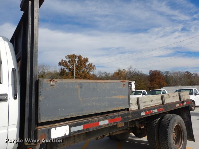 image for item DI1019 1993 GMC TopKick C6500  flatbed truck