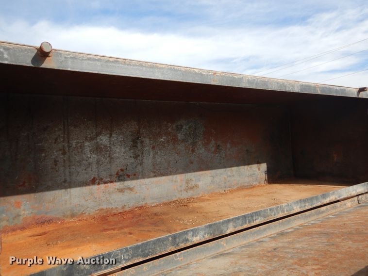 image for item DI1019 1993 GMC TopKick C6500  flatbed truck