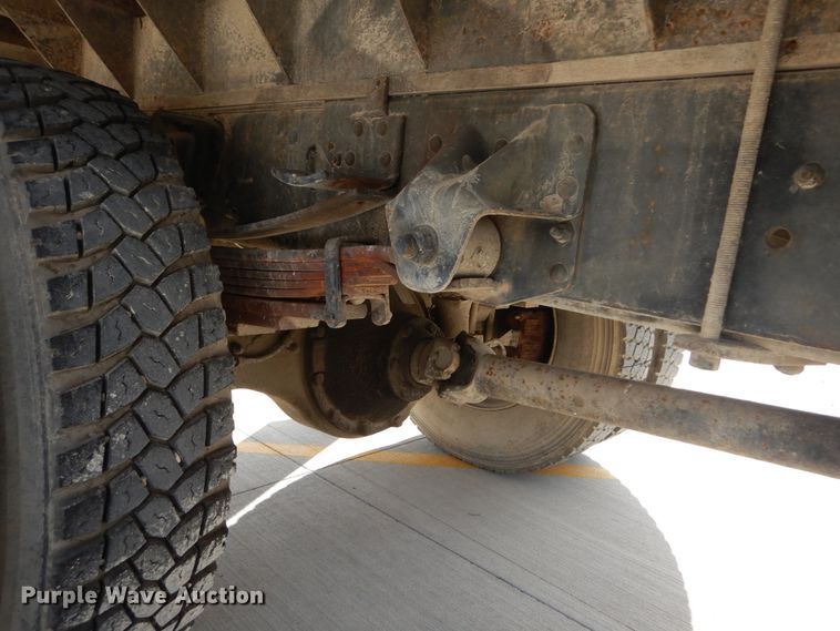 image for item DI1019 1993 GMC TopKick C6500  flatbed truck