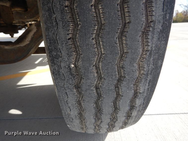 image for item DI1019 1993 GMC TopKick C6500  flatbed truck