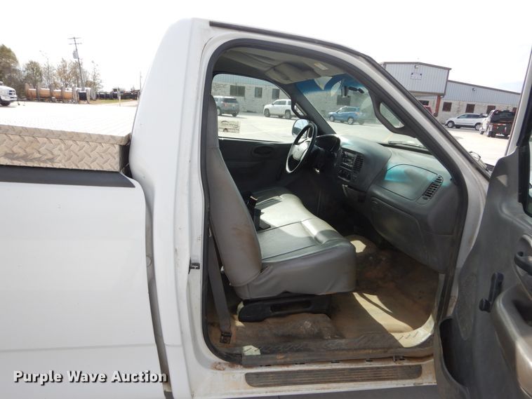 image for item DI1021 2001 Ford F150  pickup truck