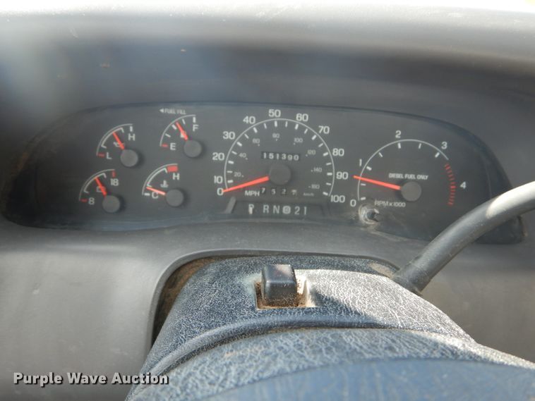 image for item DI1025 2001 Ford F550 Super Duty XL  utility truck