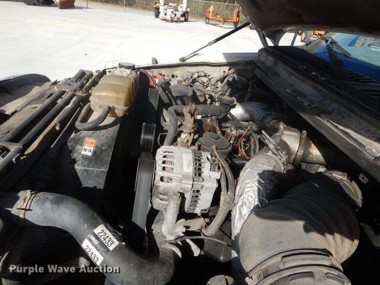 image for item DI1025 2001 Ford F550 Super Duty XL  utility truck