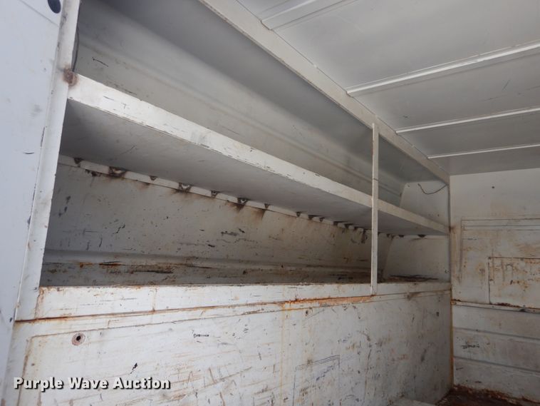 image for item DI1025 2001 Ford F550 Super Duty XL  utility truck