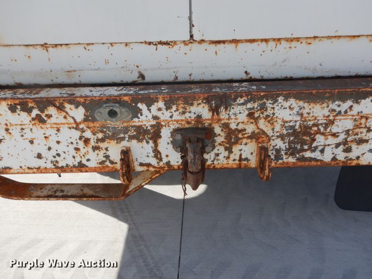 image for item DI1025 2001 Ford F550 Super Duty XL  utility truck