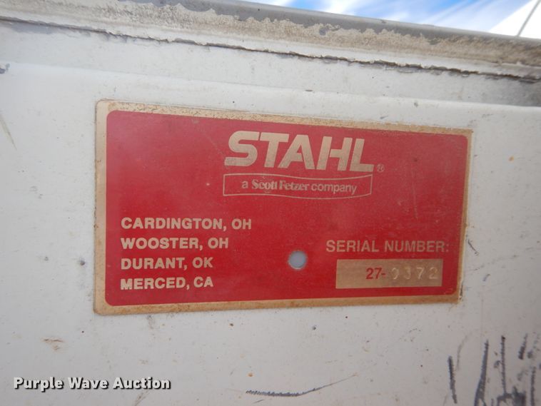 image for item DI1025 2001 Ford F550 Super Duty XL  utility truck