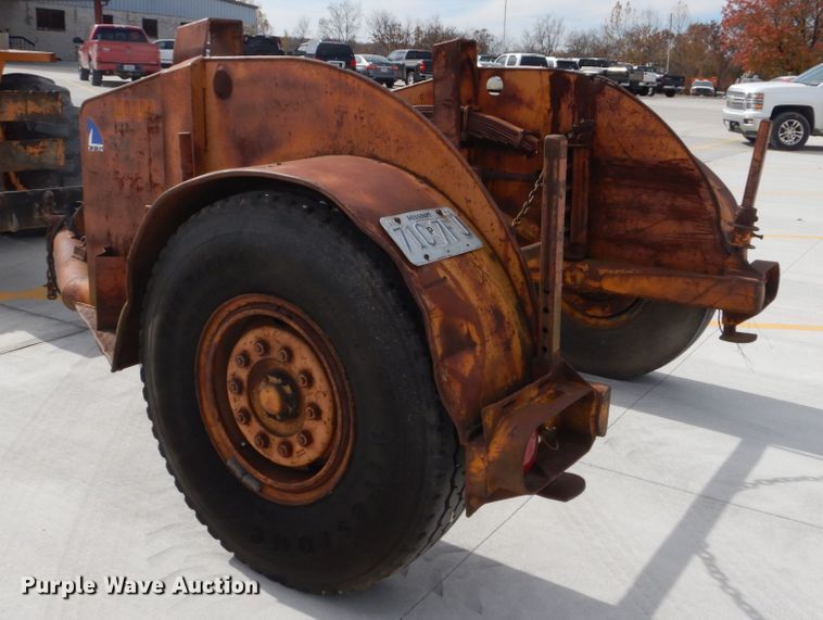 image for item DI1028 1962 Truck Equipment Co 14T reel trailer